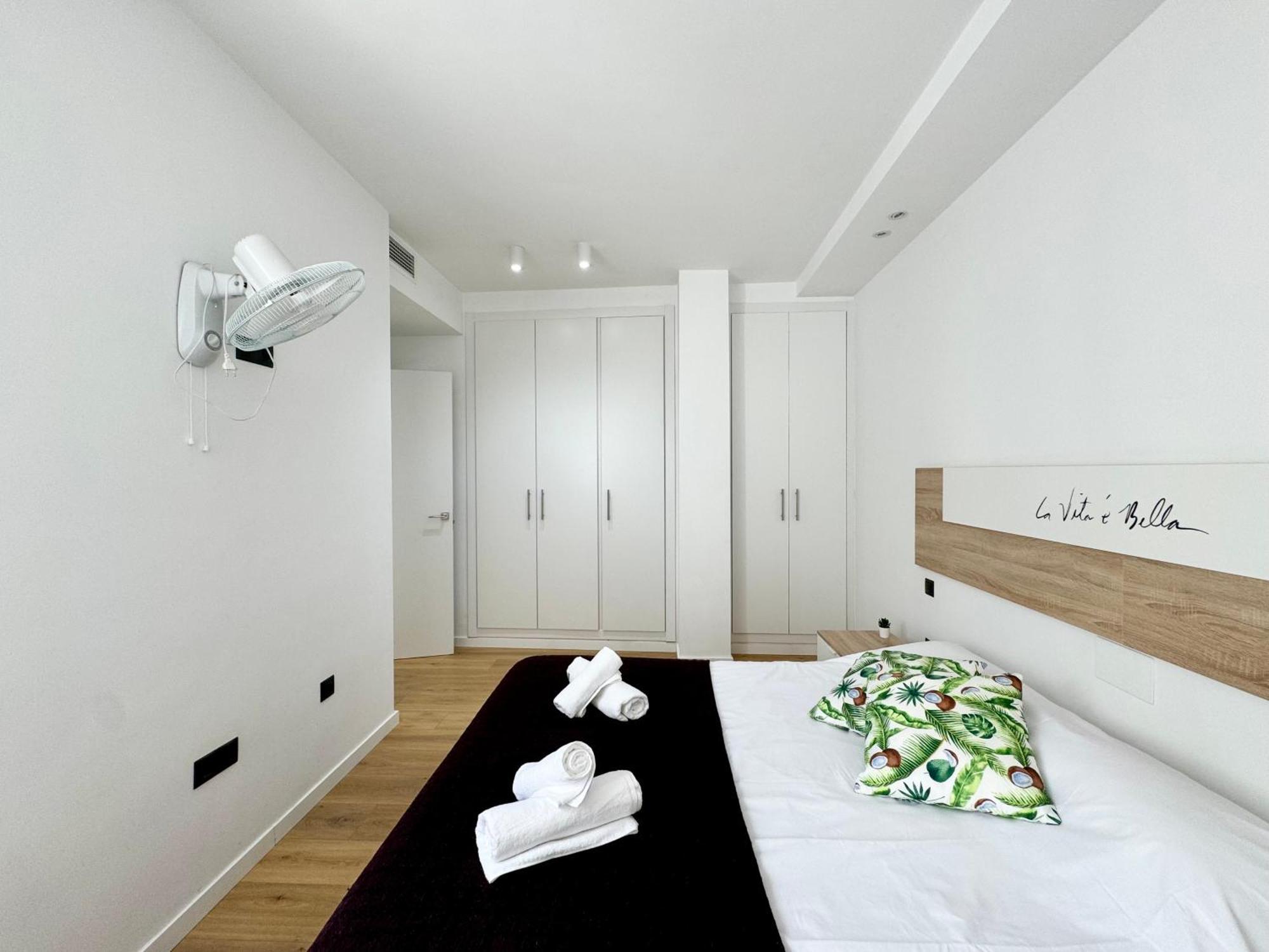 Apartamento Sweet Capuchinos Málaga Extérieur photo